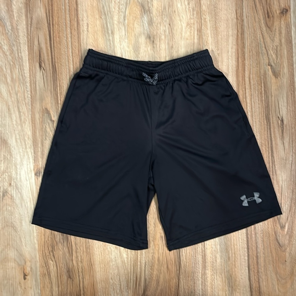 Under armour boys shorts